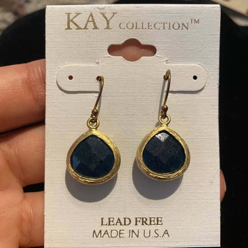 Earrings - Picture 3 of 4